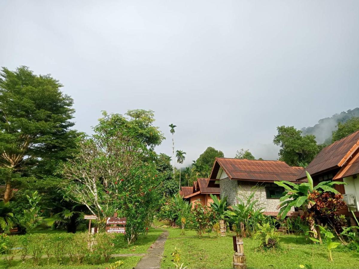Khao Sok River & Jungle Resort Khao Sok National Park Esterno foto